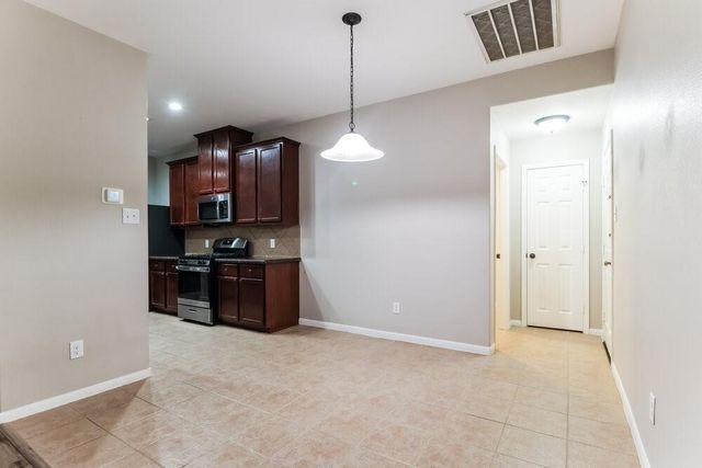2815 Lexington Park Drive, Spring, TX 77373