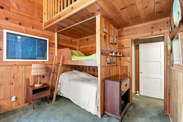25086 Valle, Crestline, CA 92325
