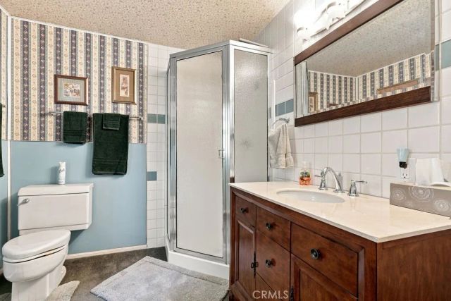 25086 Valle, Crestline, CA 92325