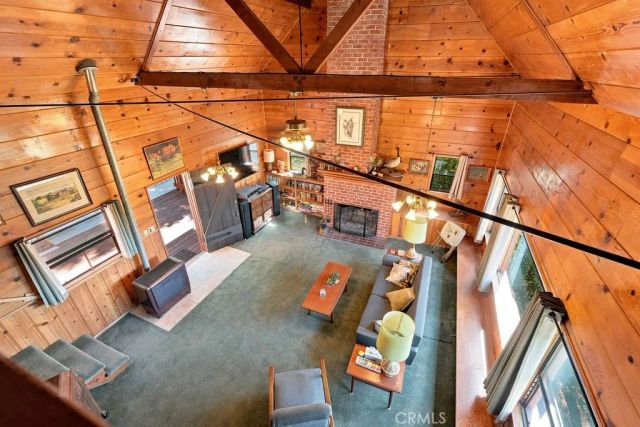 25086 Valle, Crestline, CA 92325