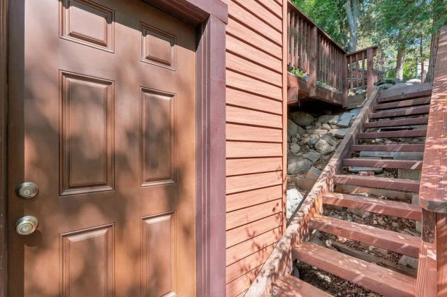 25086 Valle, Crestline, CA 92325