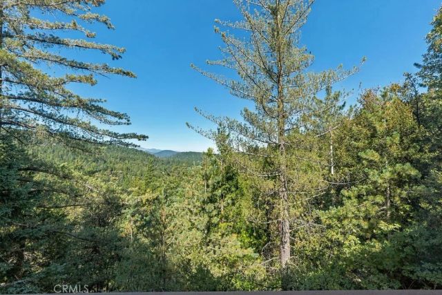 25086 Valle, Crestline, CA 92325