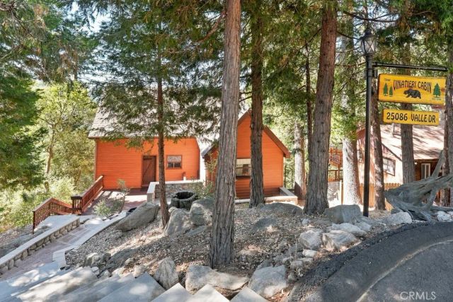 25086 Valle, Crestline, CA 92325