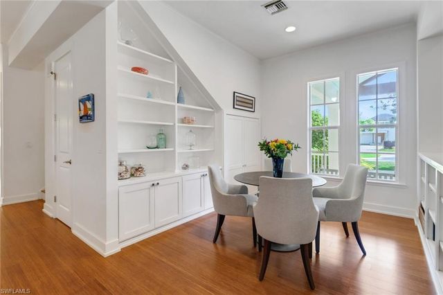 65 Mahogany DR, Naples, FL 34108