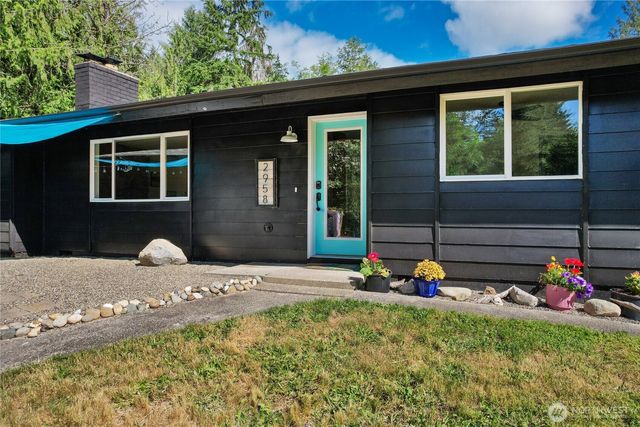 2958 NW Four Wheel Drive, Seabeck, WA 98380