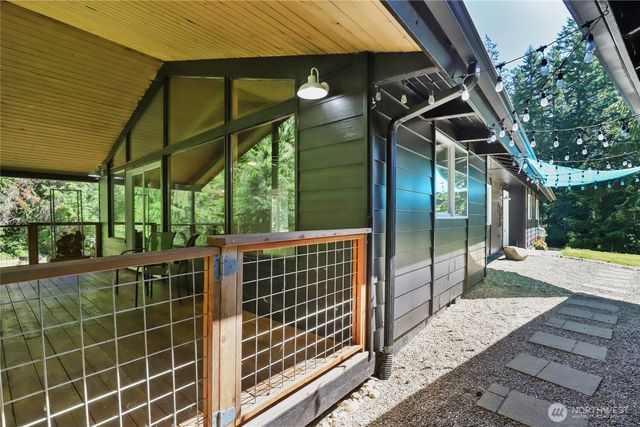 2958 NW Four Wheel Drive, Seabeck, WA 98380
