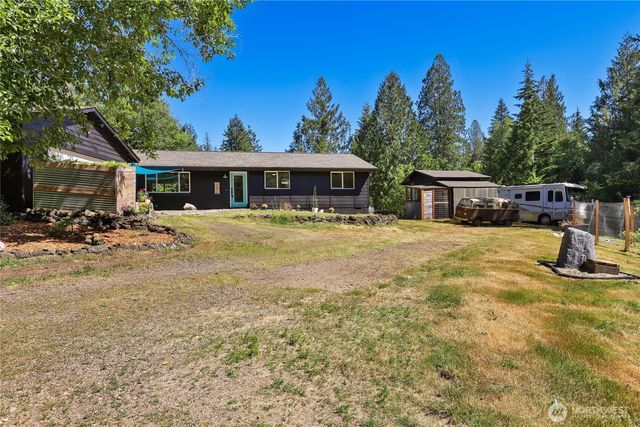 2958 NW Four Wheel Drive, Seabeck, WA 98380