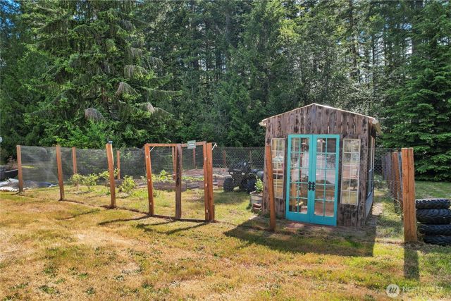 2958 NW Four Wheel Drive, Seabeck, WA 98380