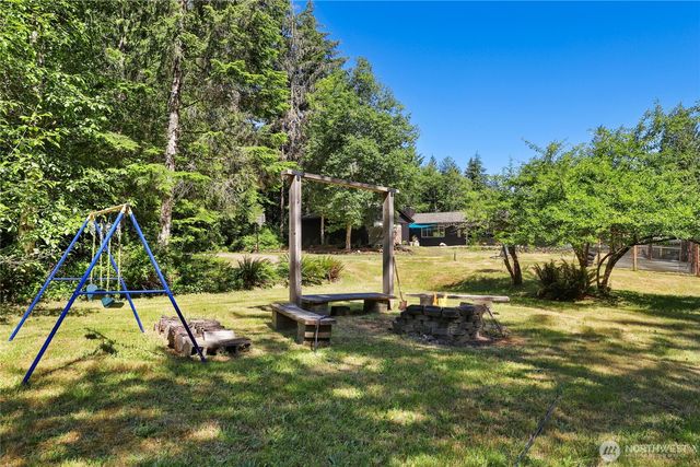 2958 NW Four Wheel Drive, Seabeck, WA 98380