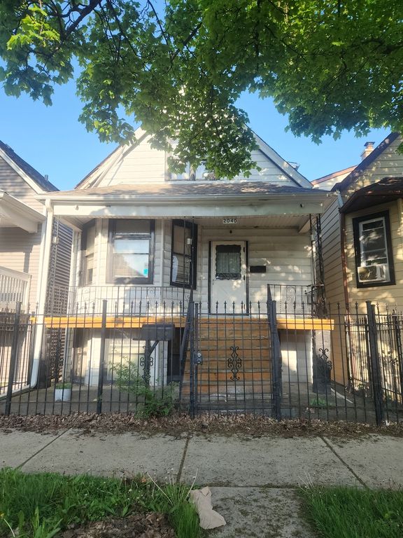 Image 1 of property listing at 2040 N Kildare Avenue, Chicago, IL 60639