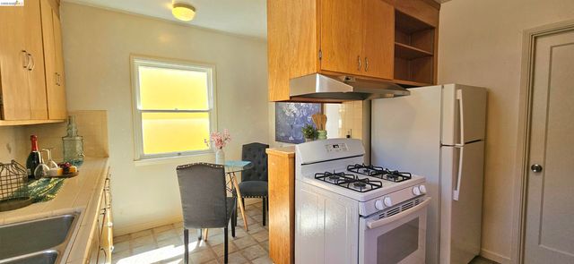 1901 Parker St 3, Berkeley, CA 94704