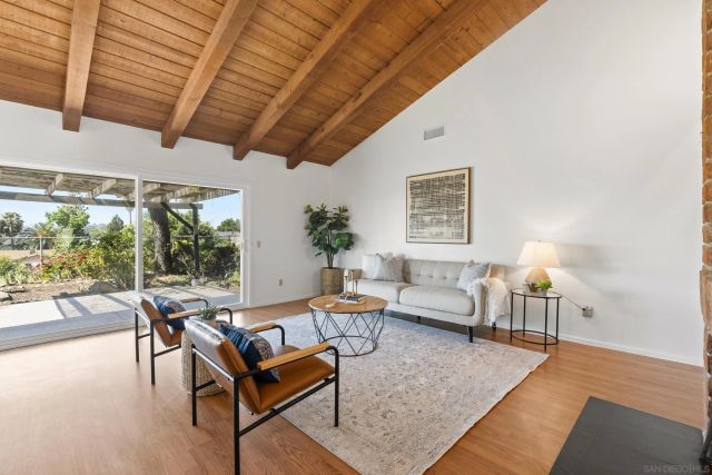 1333 N Ivy Street, Escondido, CA 92026