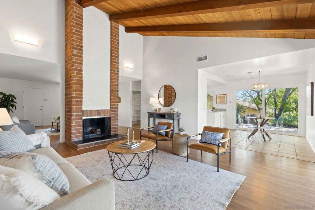 1333 N Ivy Street, Escondido, CA 92026