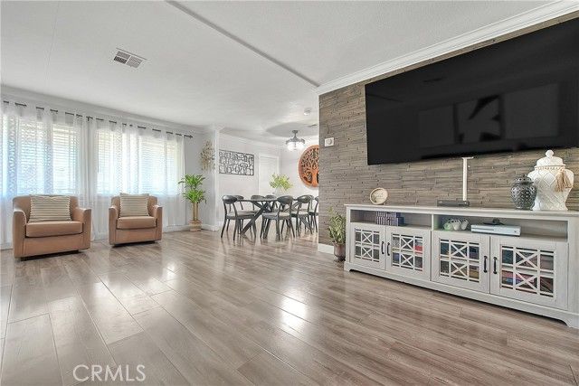 1560 Sir Damas 159, Riverside, CA 92507