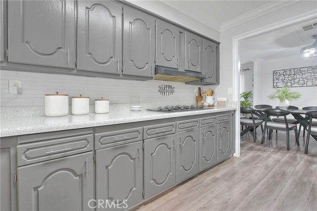 1560 Sir Damas 159, Riverside, CA 92507