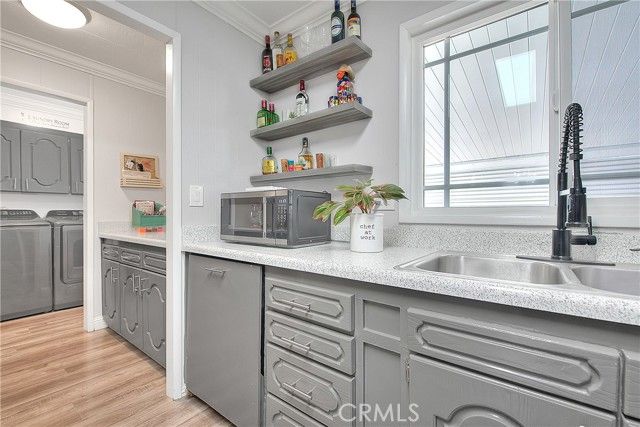 1560 Sir Damas 159, Riverside, CA 92507