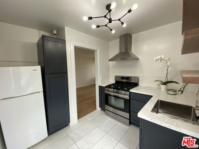 5420 Alvern Circle D, Los Angeles, CA 90045