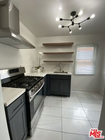 5420 Alvern Circle D, Los Angeles, CA 90045