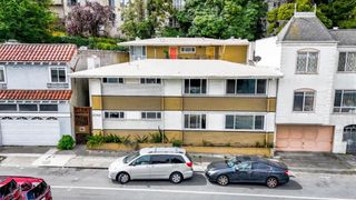 2742 Park Boulevard, Oakland, CA 94606