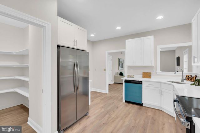 511 SHIRES WAY, Egg Harbor Township, NJ 08234