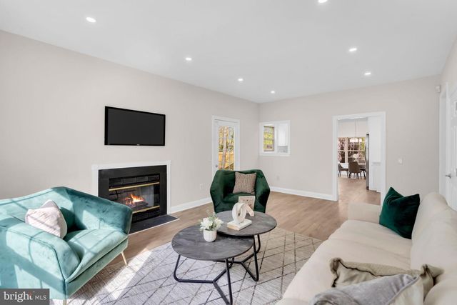 511 SHIRES WAY, Egg Harbor Township, NJ 08234