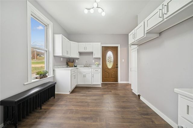 602 Dexter Rd, Upper Tyrone Twp, PA 15683