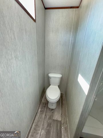 420 Mosley Bridge Road, Claxton, GA 30417