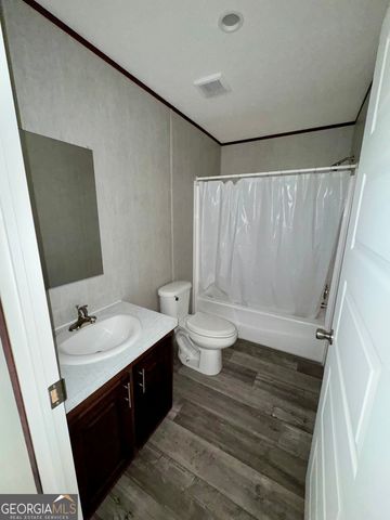 420 Mosley Bridge Road, Claxton, GA 30417