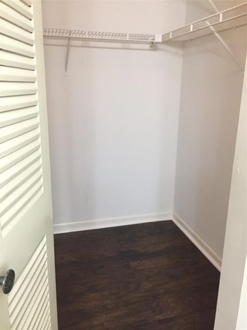 1300 SW 124th Ter P211, Hollywood, FL 33027