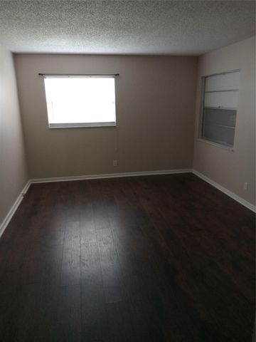 1300 SW 124th Ter P211, Hollywood, FL 33027