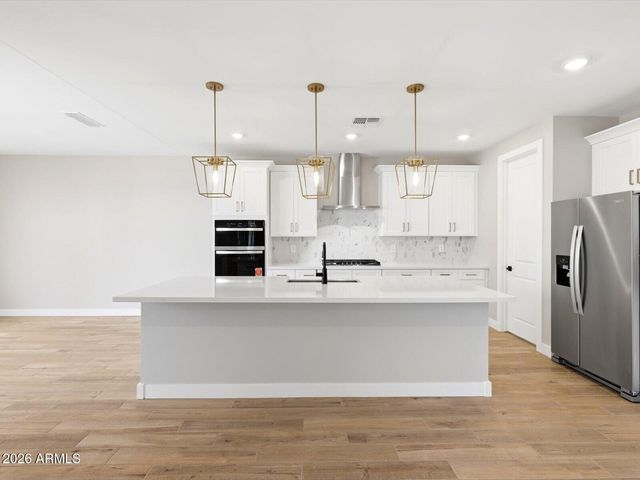 7762 W HAYWARD Avenue, Glendale, AZ 85303