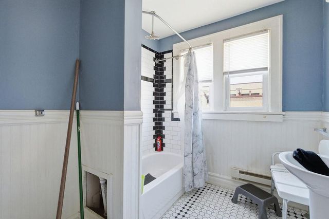 3018 Chicago Avenue, Minneapolis, MN 55407
