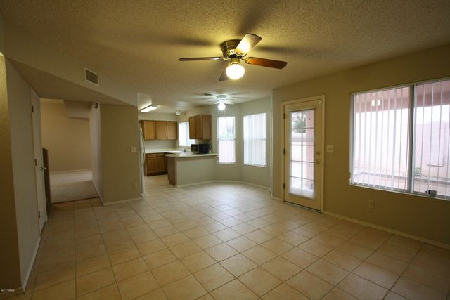3642 W Pony Trail, Tucson, AZ 85742