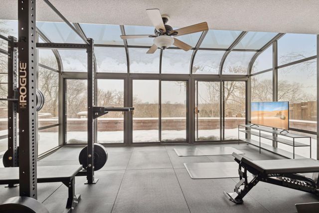 4652 Nine Oaks Circle, Bloomington, MN 55437