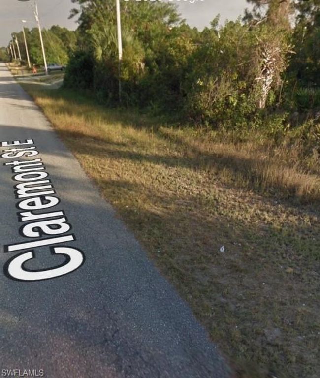 1216 Claremont ST E, LEHIGH ACRES, FL 33974 — photo 3