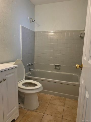 19974 Charest Street, Detroit, MI 48234