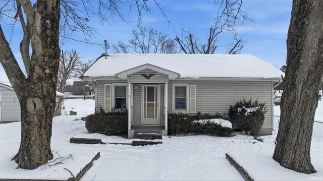 20720 S Lake Drive, Walkerton, IN 46574