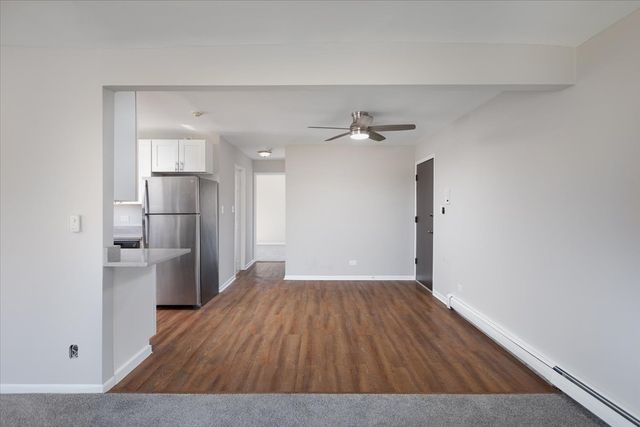 708 W 65th Street 5, Westmont, IL 60559