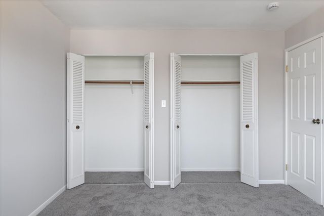 708 W 65th Street 5, Westmont, IL 60559