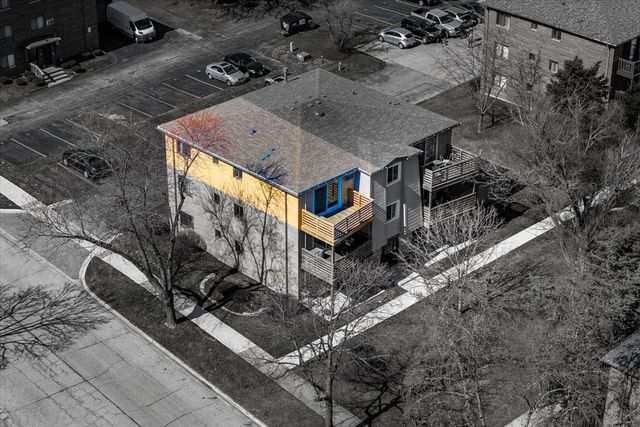 708 W 65th Street 5, Westmont, IL 60559