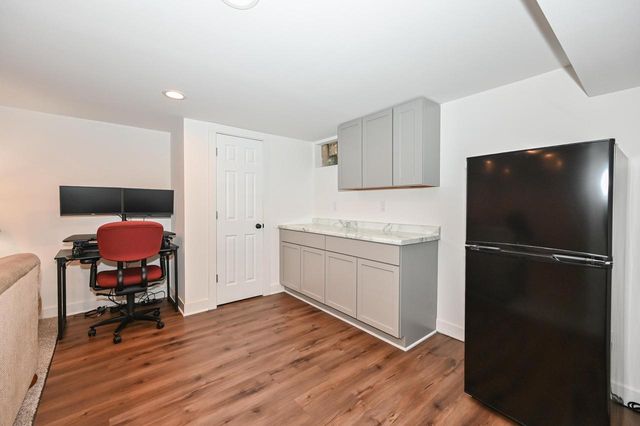 4690 S 114th STREET, Greenfield, WI 53228