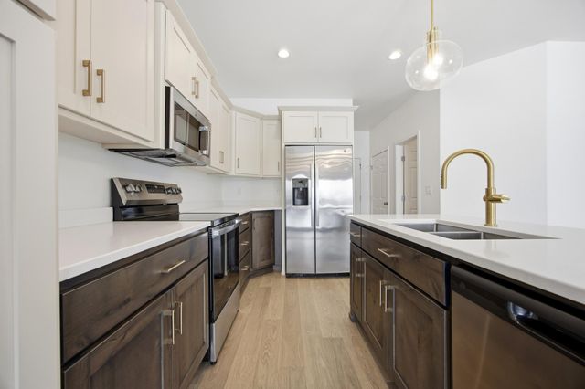 6874 Joseph Street, Horace, ND 58047