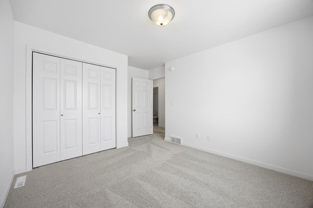 6874 Joseph Street, Horace, ND 58047