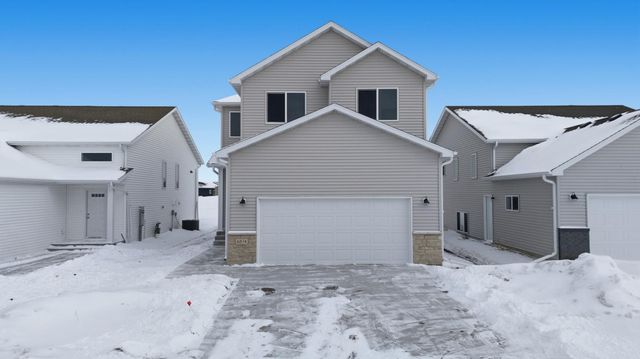 6874 Joseph Street, Horace, ND 58047