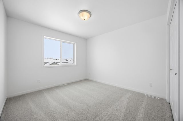 6874 Joseph Street, Horace, ND 58047