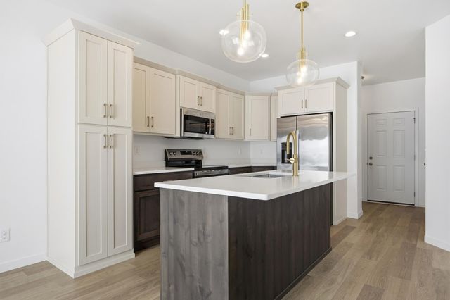 6874 Joseph Street, Horace, ND 58047