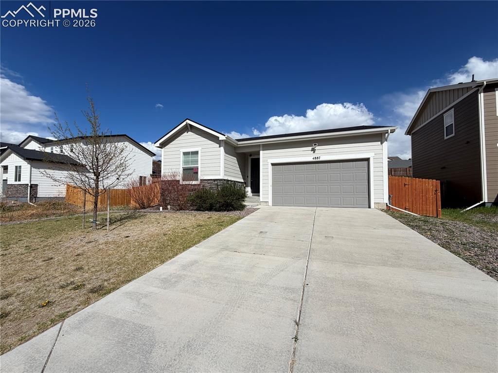 4887 Wolf Moon Drive, Colorado Springs, CO 80911