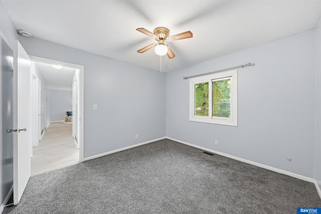 1664 SW 15 Street, Lincoln, NE 68522