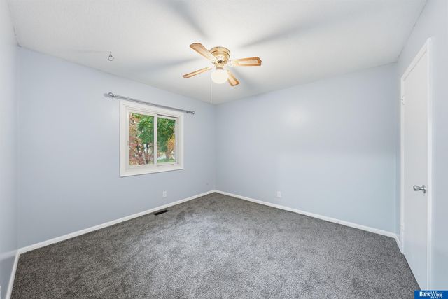 1664 SW 15 Street, Lincoln, NE 68522