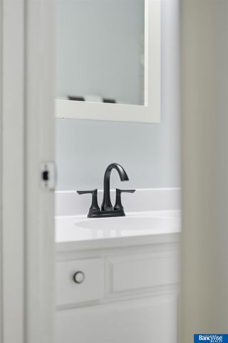 1664 SW 15 Street, Lincoln, NE 68522